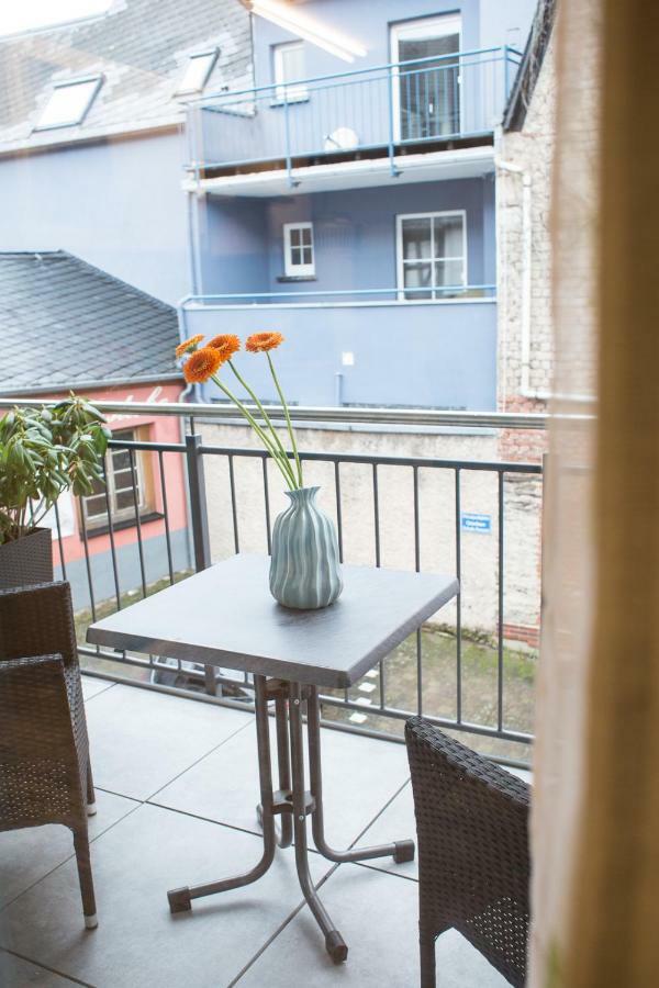 Haus Ambiente Apartment ไรล์ ภายนอก รูปภาพ