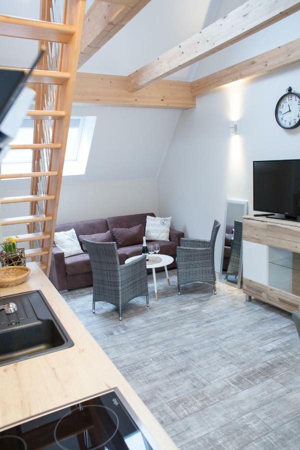 Haus Ambiente Apartment ไรล์ ภายนอก รูปภาพ